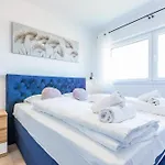 Km 1 Exclusive Zadar