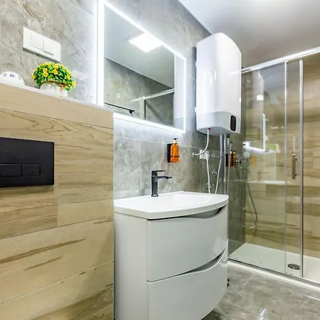 Km 1 Exclusive Apartament *